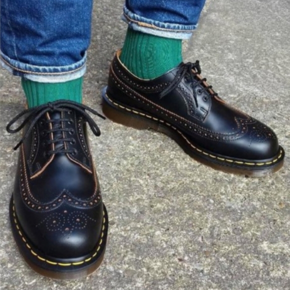 Dr Martens Vintage Brogues 3989 Black 